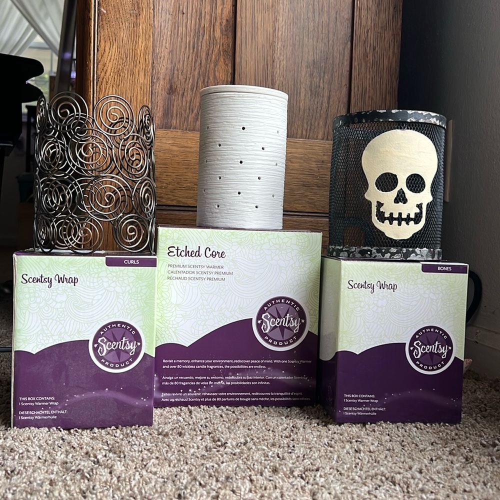 SCENTSY WARMER